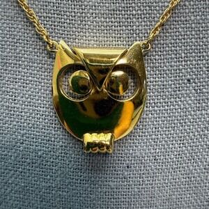 Trifari Owl Pendant Vintage Choker Necklace 14" Gold Tone Cute Small Casual